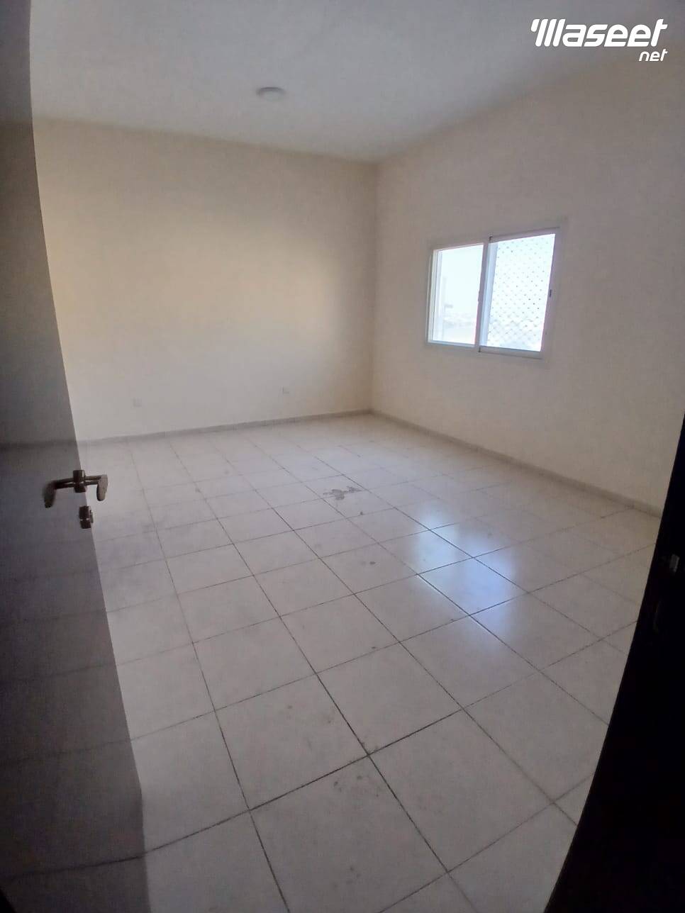 For annual rent in Al Hamidiya 1