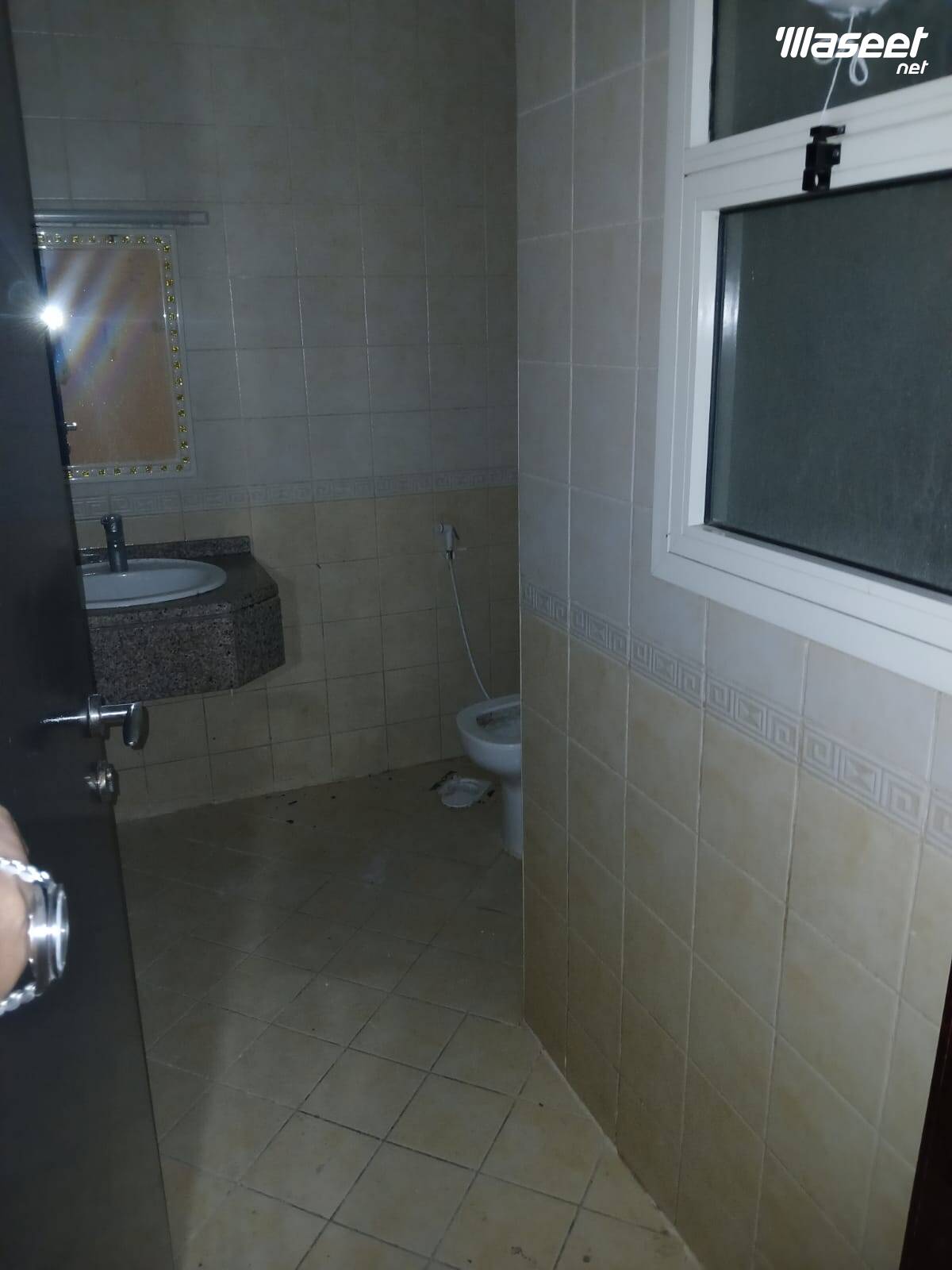 For annual rent in Al Hamidiya 5