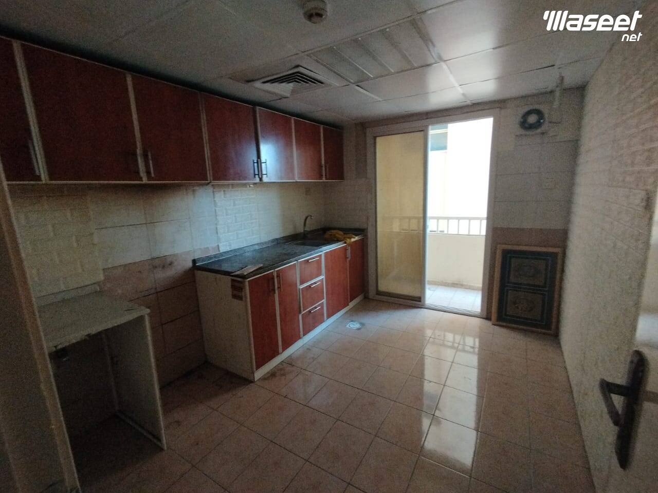 Unfurnished apartment for annual rent 3