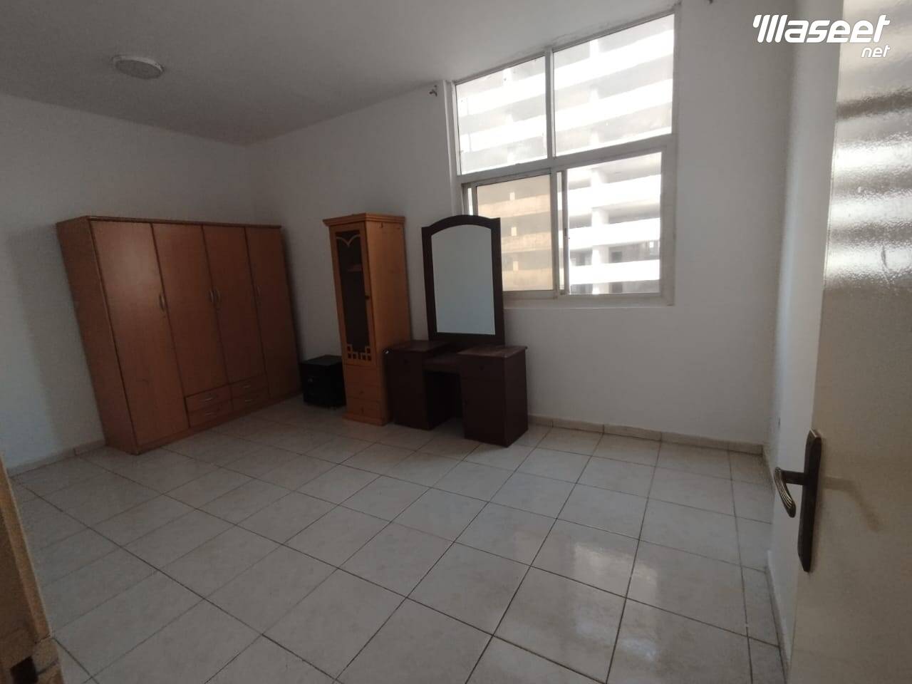 Unfurnished apartment for annual rent 4