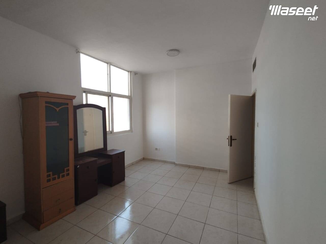 Unfurnished apartment for annual rent 1